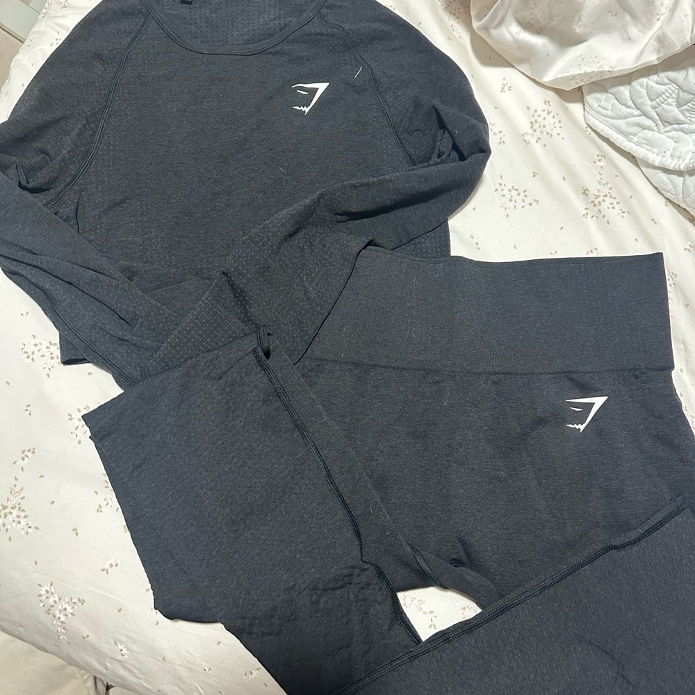 Gymshark Seamless Set Cropped Long Sleeve and Leggings